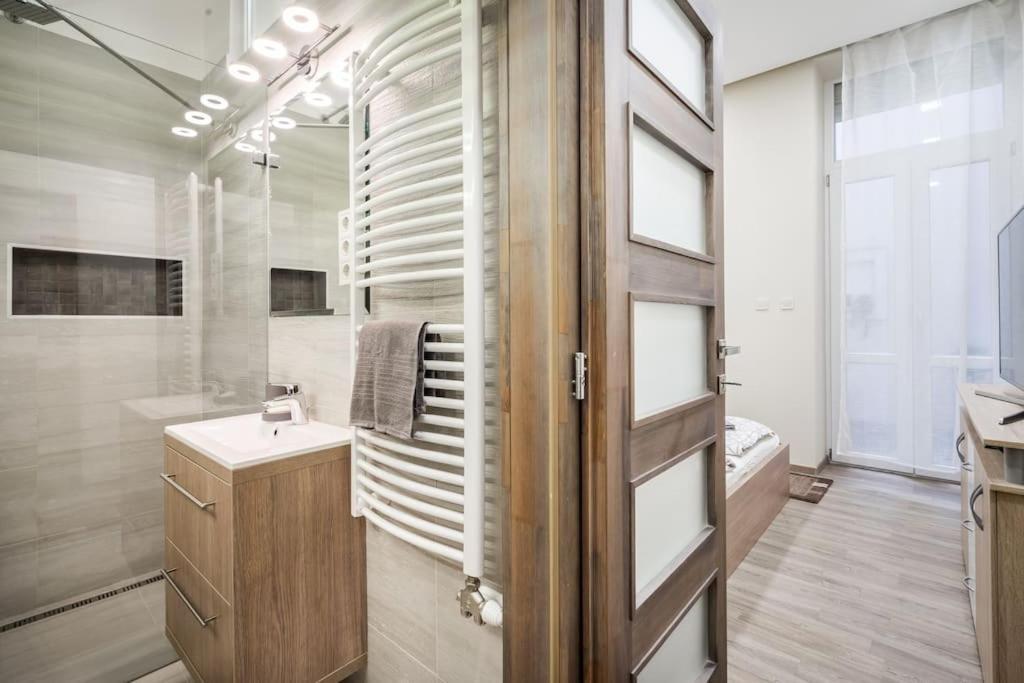 Apartamento Szalag Utca 6 Luxurious Flat Castle District Budapest Exterior foto