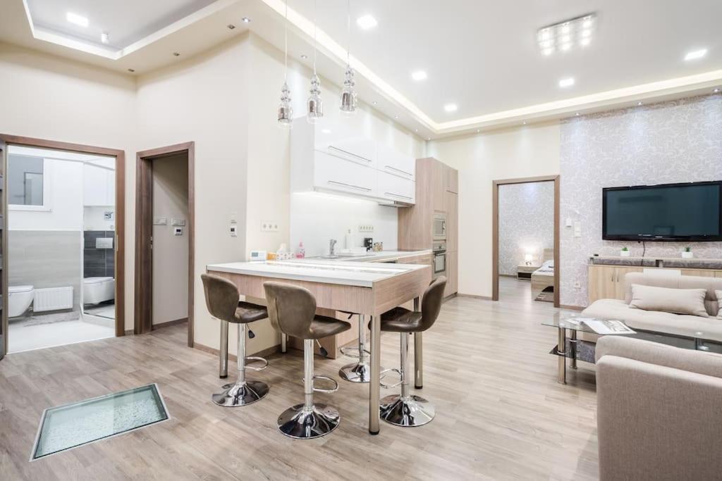 Apartamento Szalag Utca 6 Luxurious Flat Castle District Budapest Exterior foto