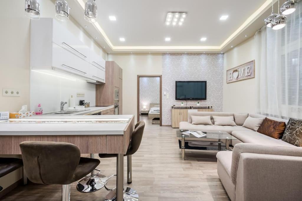 Apartamento Szalag Utca 6 Luxurious Flat Castle District Budapest Exterior foto