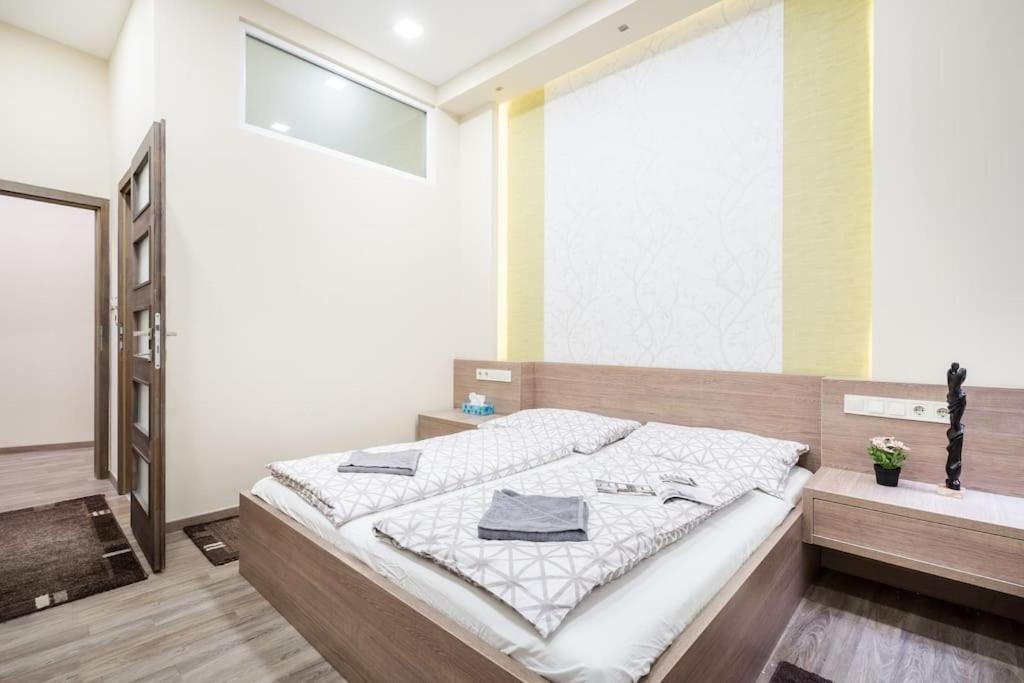 Apartamento Szalag Utca 6 Luxurious Flat Castle District Budapest Exterior foto